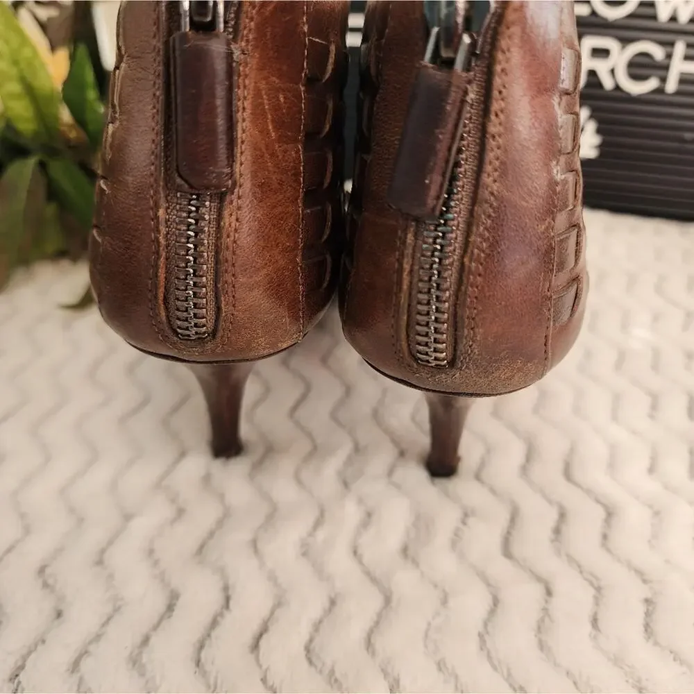 Givenchy brown lattice